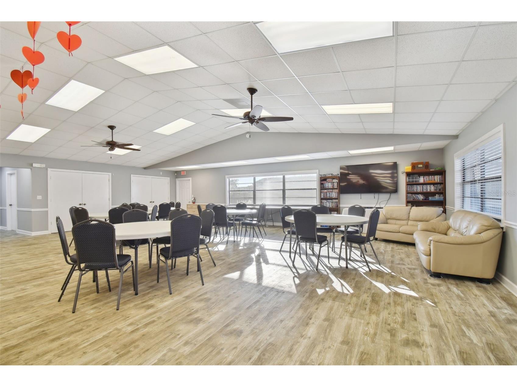 7828 Radcliffe Circle Port Richey FL 34668 TB8493195 image65