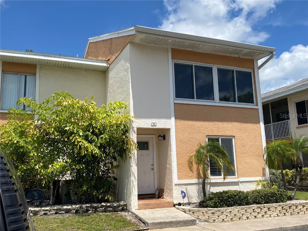 783 99th Avenue N #104 Saint Petersburg FL 33702 TB8405082 image1