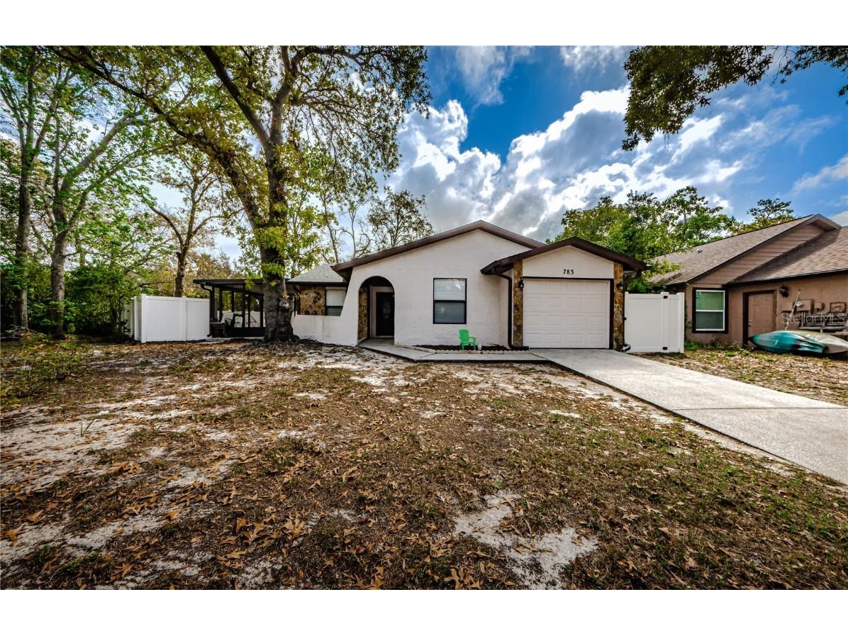 783 Arthurs Court Tarpon Springs FL 34689 U8192753 image1