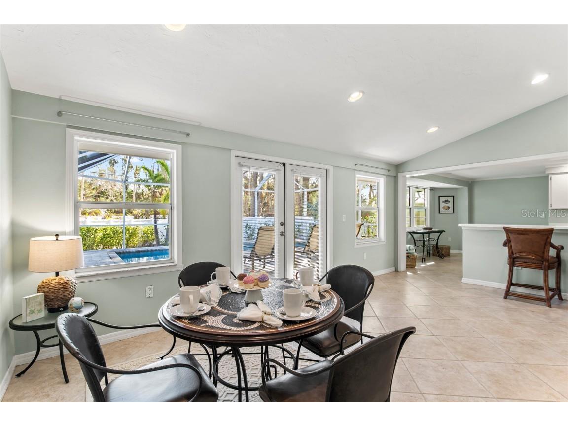 783 Birdsong Lane Sarasota FL 34242 A4670796 image16