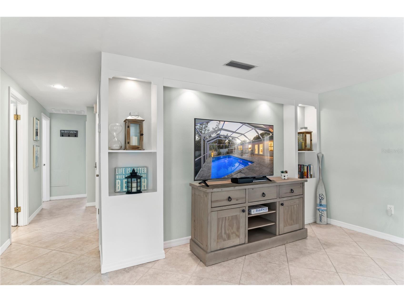 783 Birdsong Lane Sarasota FL 34242 A4699463 image10