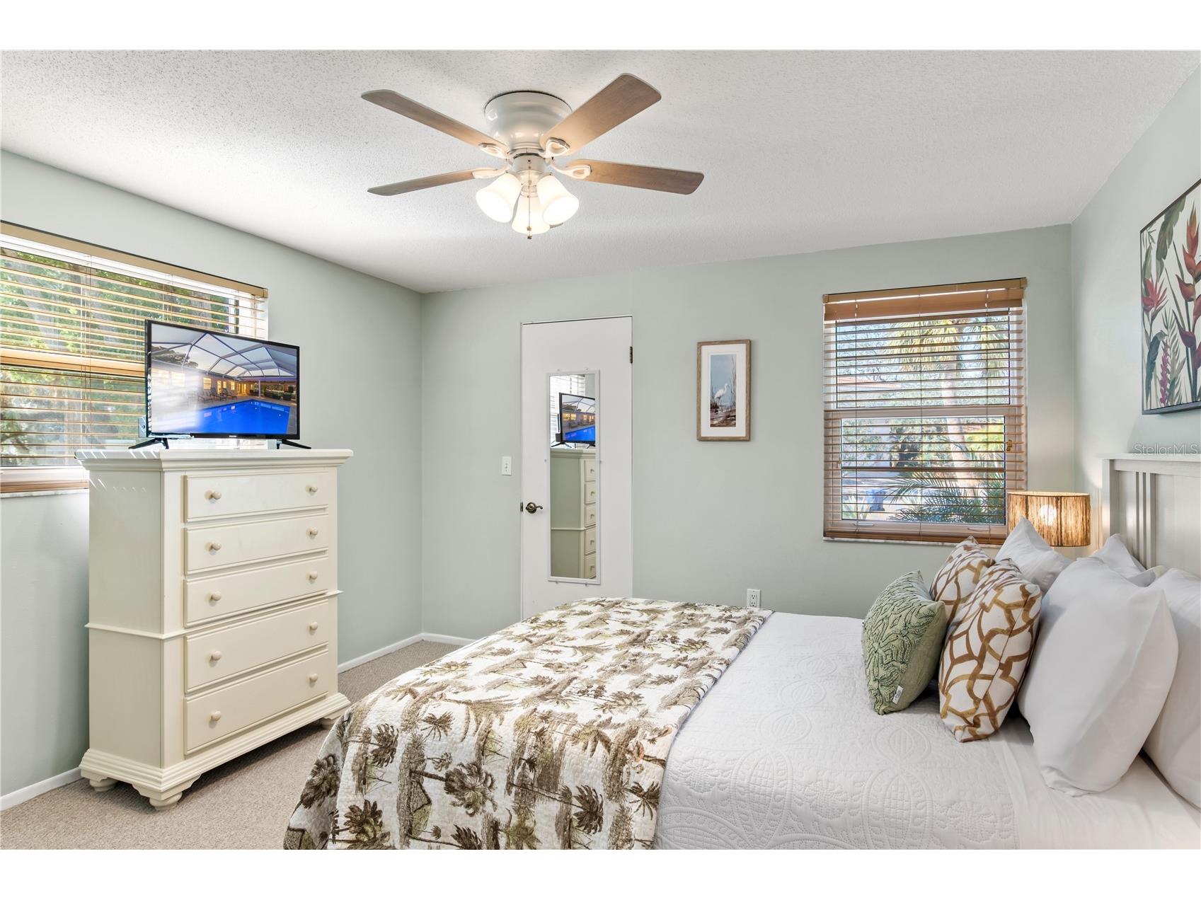 783 Birdsong Lane Sarasota FL 34242 A4699463 image27