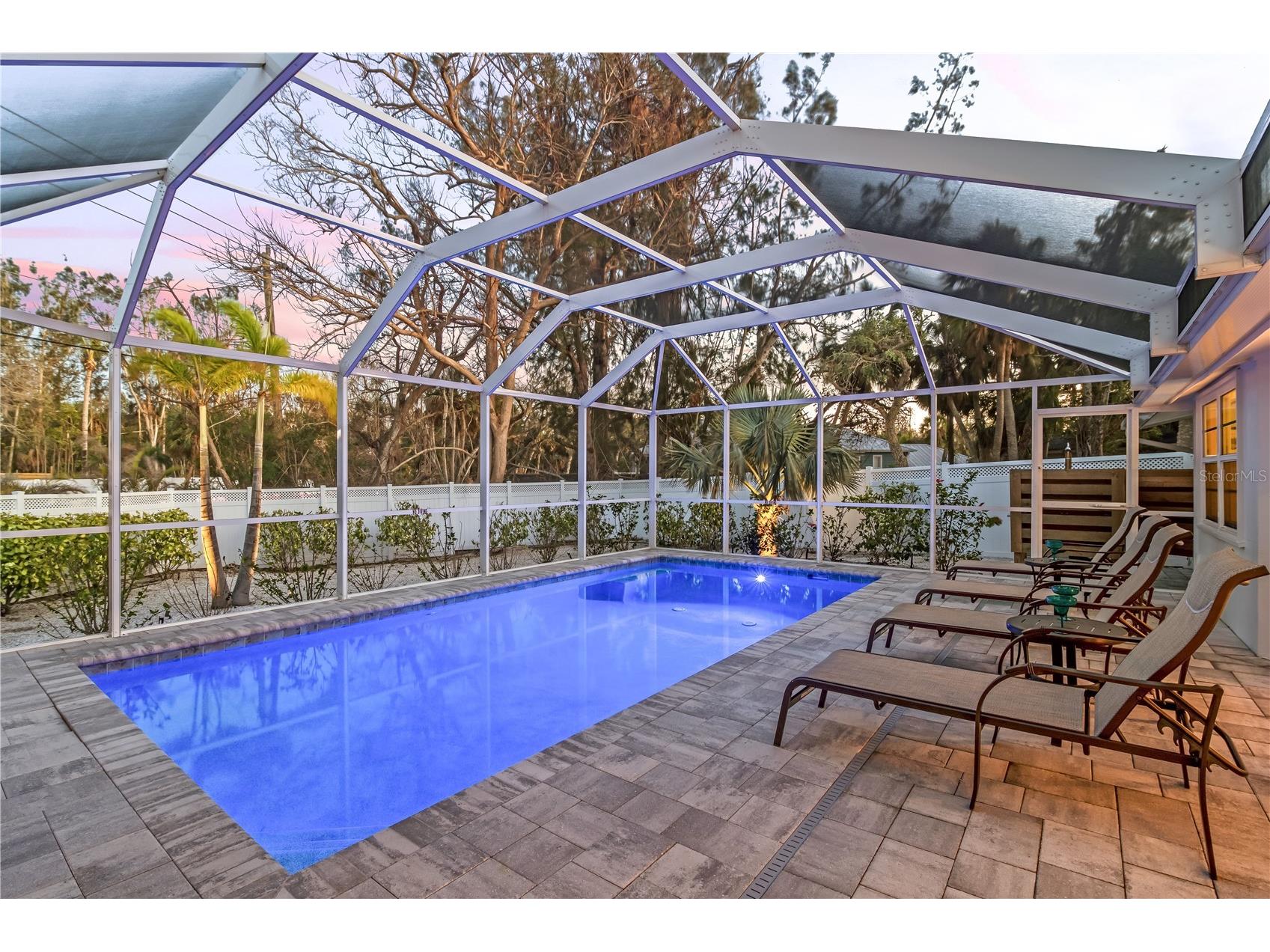 783 Birdsong Lane Sarasota FL 34242 A4699463 image44
