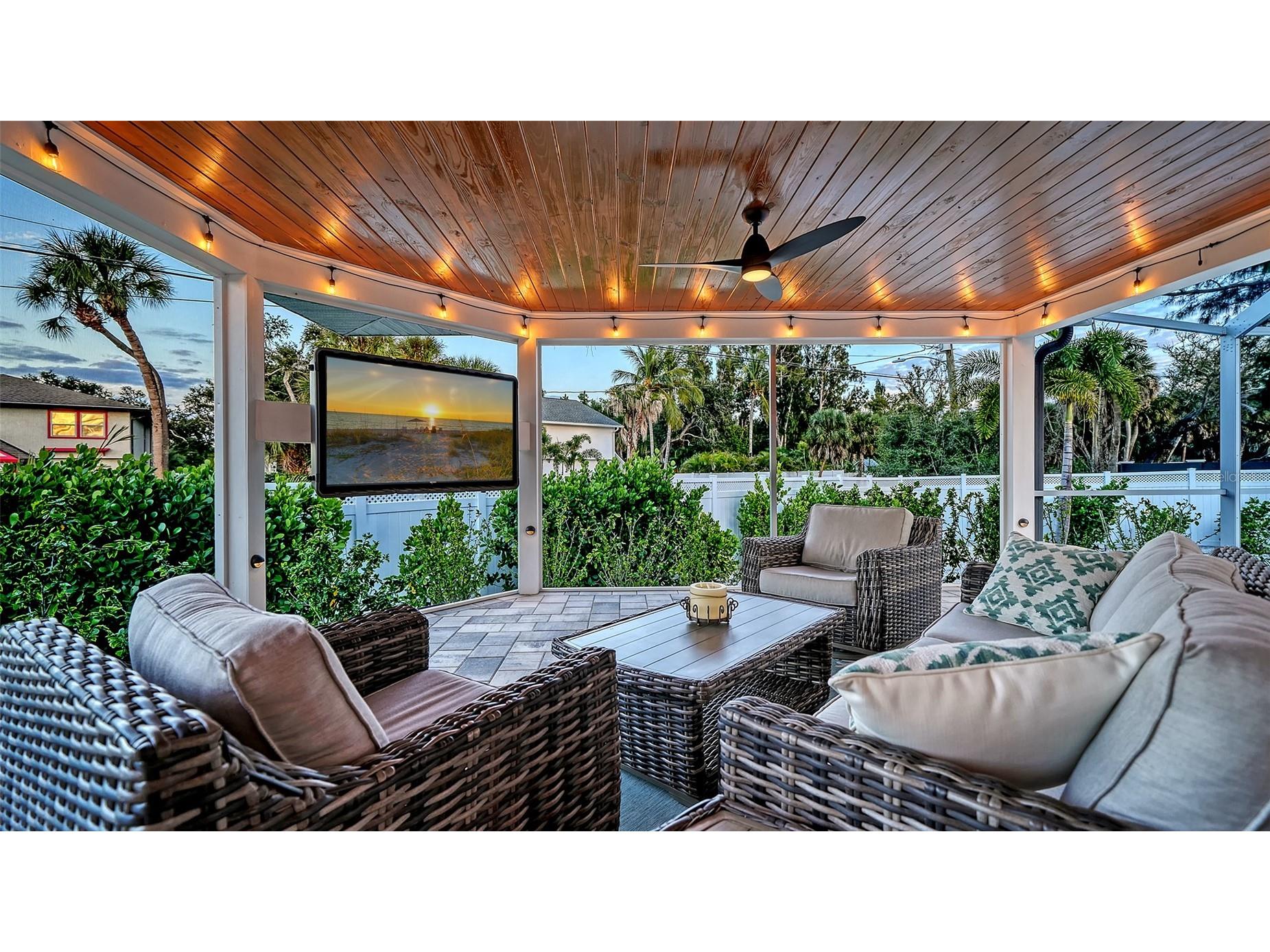 783 Birdsong Lane Sarasota FL 34242 A4699463 image46