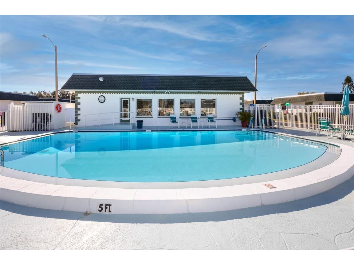 7830 39th Terrace N Saint Petersburg FL 33709 TB8452583 image30