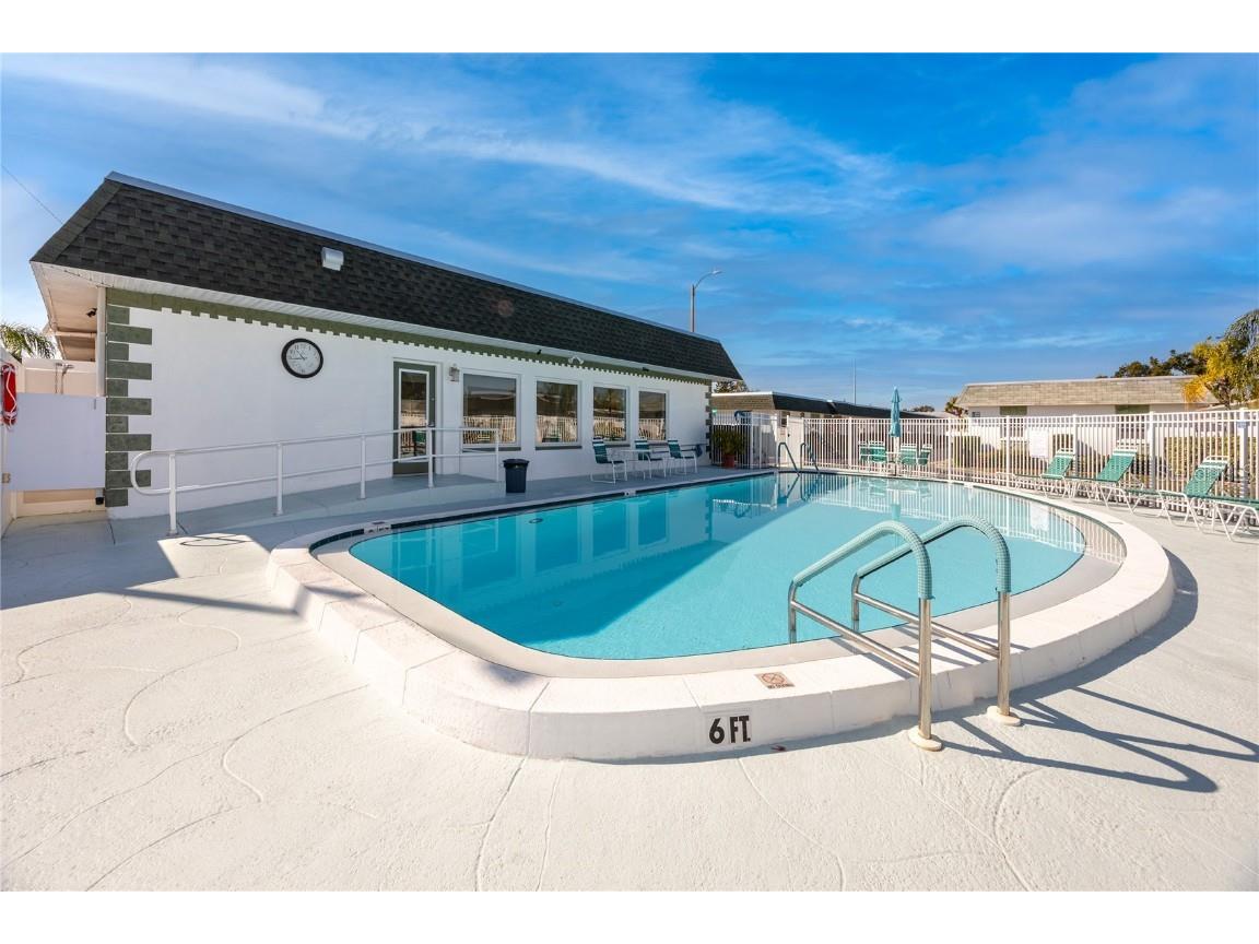 7830 39th Terrace N Saint Petersburg FL 33709 TB8452583 image31