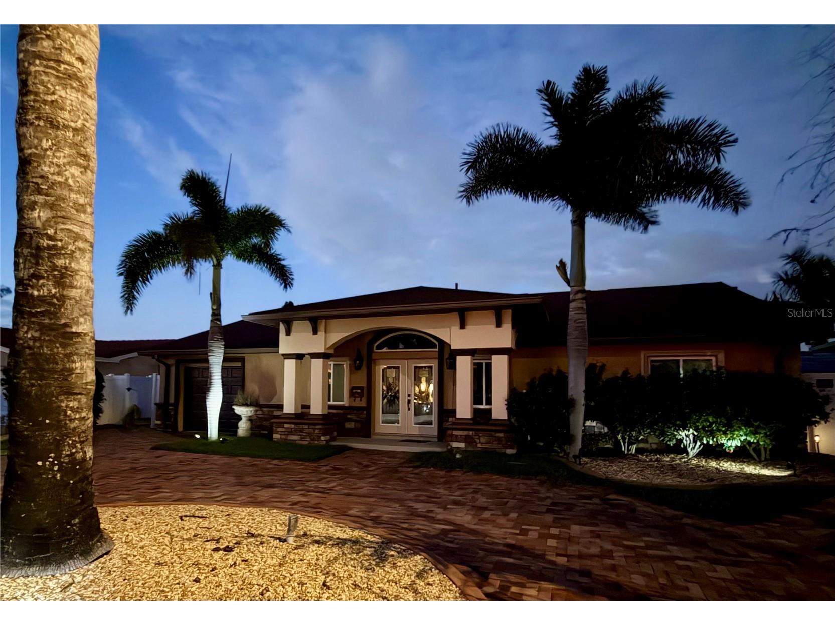 7831 4th Avenue S Saint Petersburg FL 33707 TB8478429 image1