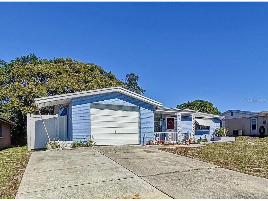 7831 Monarch Drive Port Richey FL 34668 W7861704 image1