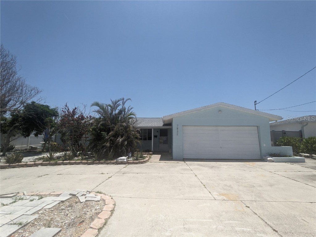 7832 3rd Avenue S Saint Petersburg FL 33707 TB8390749 image1