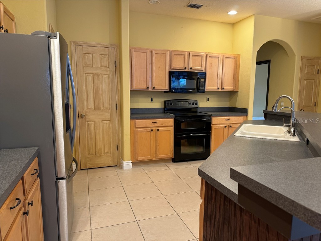 7832 Kavanagh Court Sarasota FL 34240 A4664165 image14