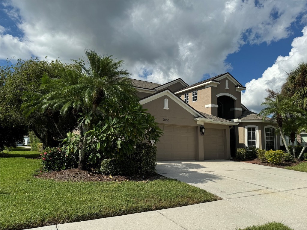 7832 Kavanagh Court Sarasota FL 34240 A4664165 image2