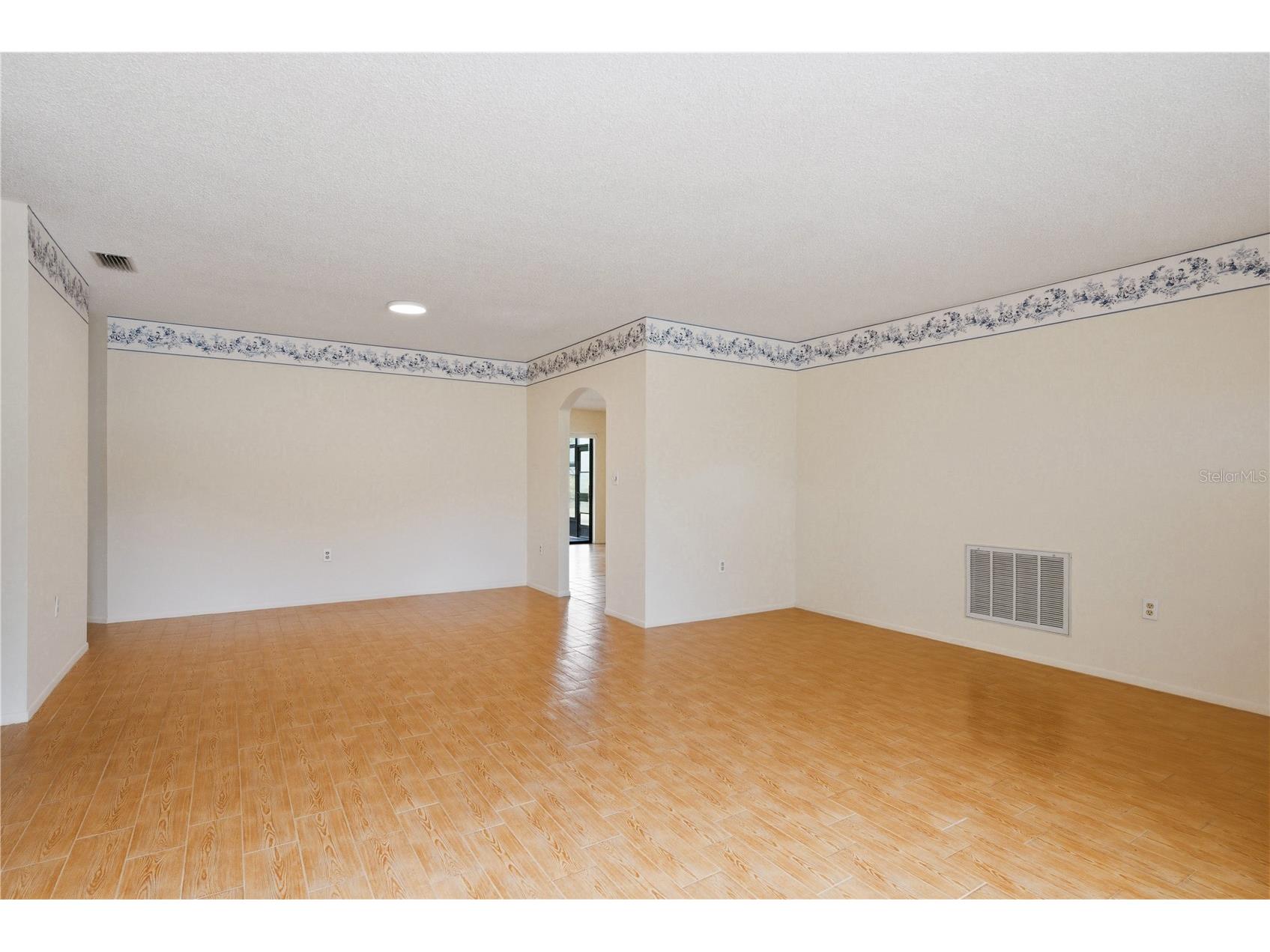 7832 Mcpherson Drive New Port Richey FL 34653 TB8498768 image5
