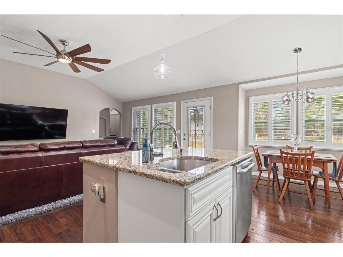 7832 W Solar Place Homosassa FL 34448 TB8445318 image8