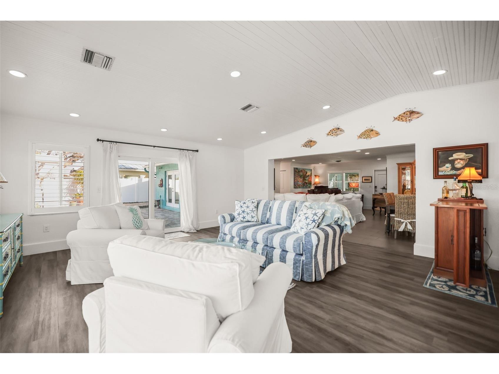 7833 1st Avenue S Saint Petersburg FL 33707 TB8477906 image13