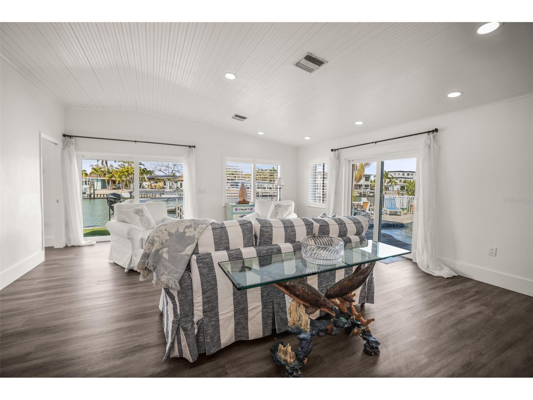 7833 1st Avenue S Saint Petersburg FL 33707 TB8477906 image14