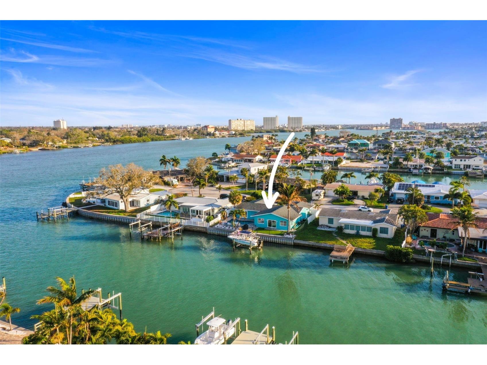 7833 1st Avenue S Saint Petersburg FL 33707 TB8477906 image2