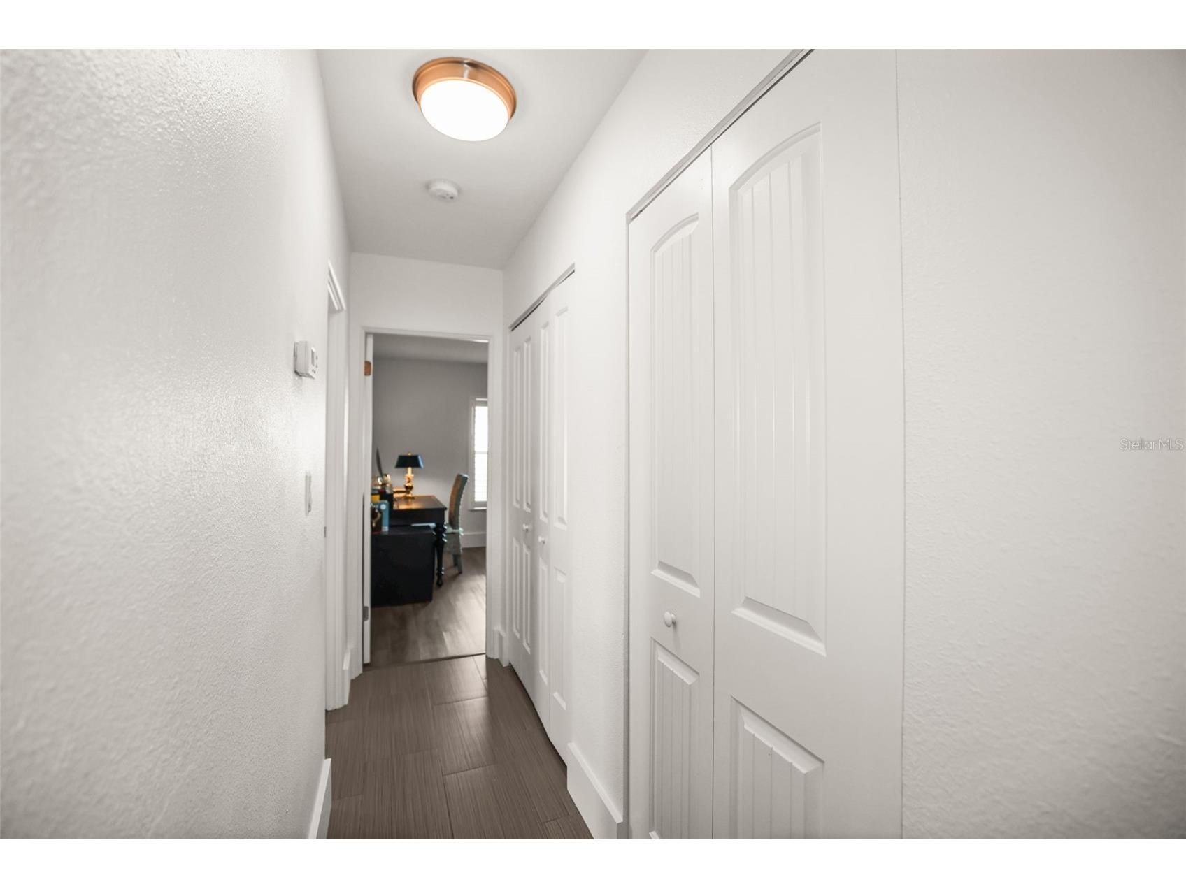 7833 1st Avenue S Saint Petersburg FL 33707 TB8477906 image30