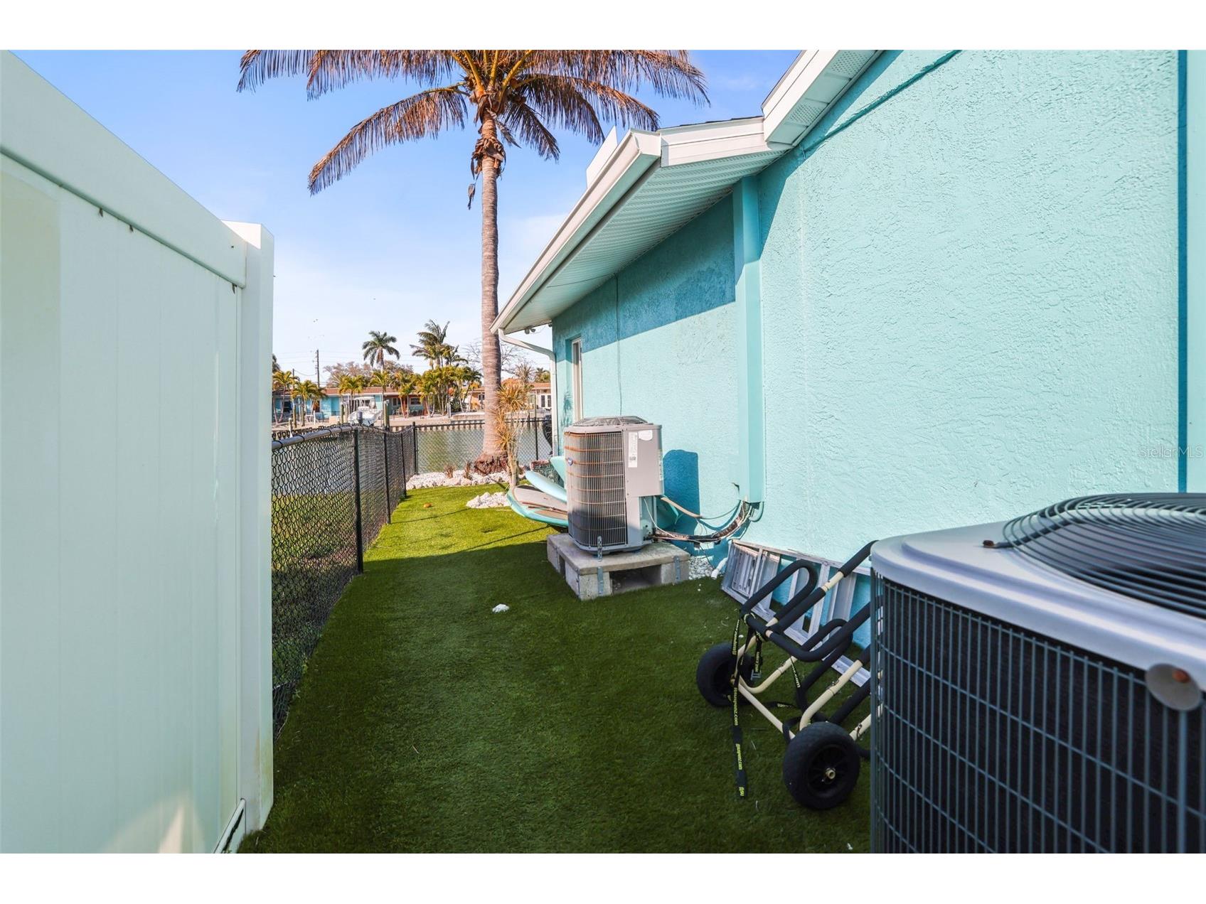 7833 1st Avenue S Saint Petersburg FL 33707 TB8477906 image43