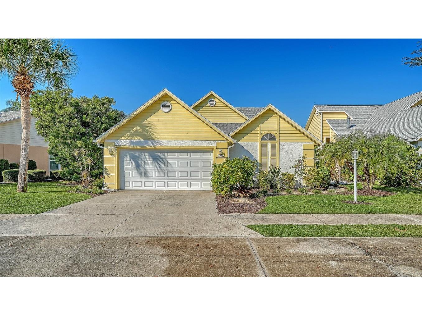 7833 Ontario Street Circle Sarasota FL 34243 A4673199 image1