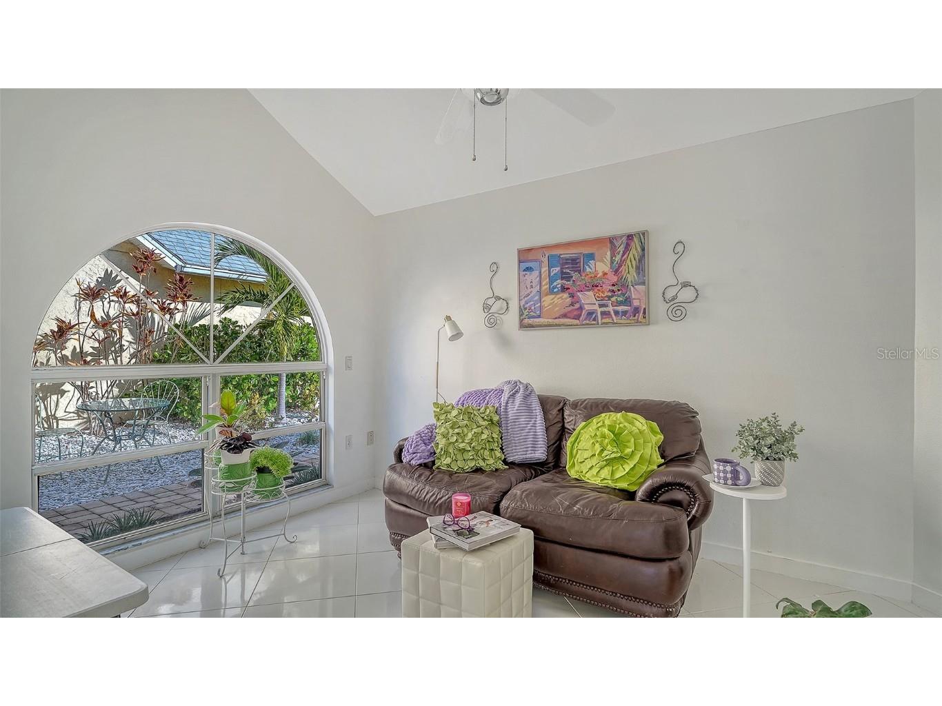 7833 Ontario Street Circle Sarasota FL 34243 A4673199 image10