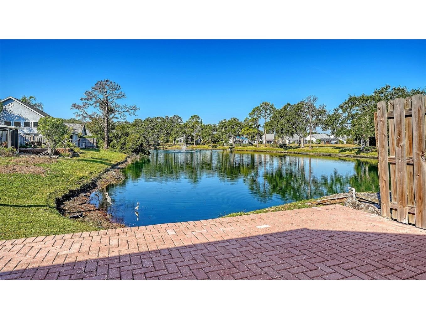 7833 Ontario Street Circle Sarasota FL 34243 A4673199 image33