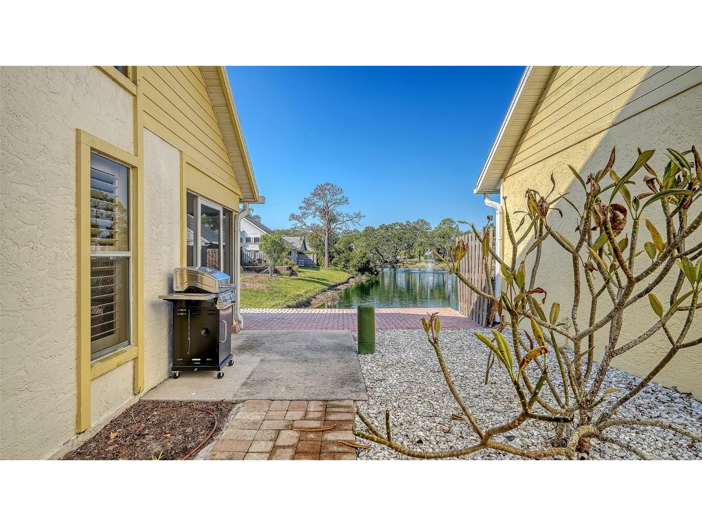 7833 Ontario Street Circle Sarasota FL 34243 A4673199 image38