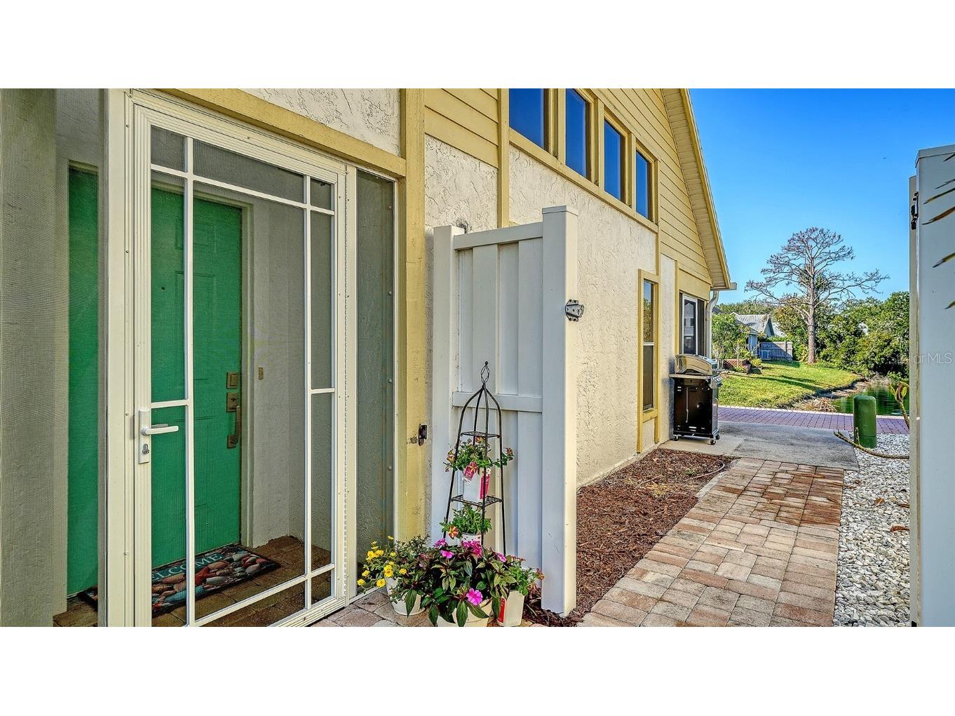 7833 Ontario Street Circle Sarasota FL 34243 A4673199 image4