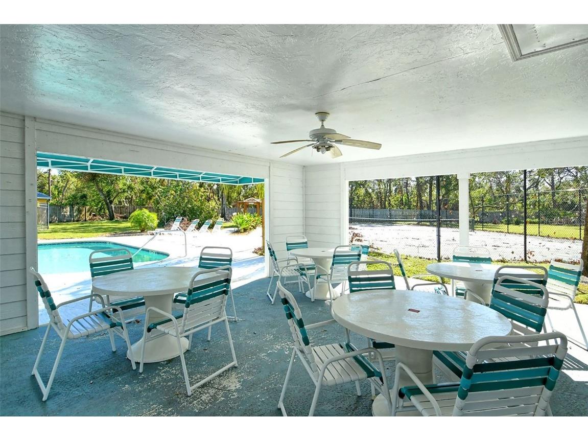 7833 Ontario Street Circle Sarasota FL 34243 A4673199 image53