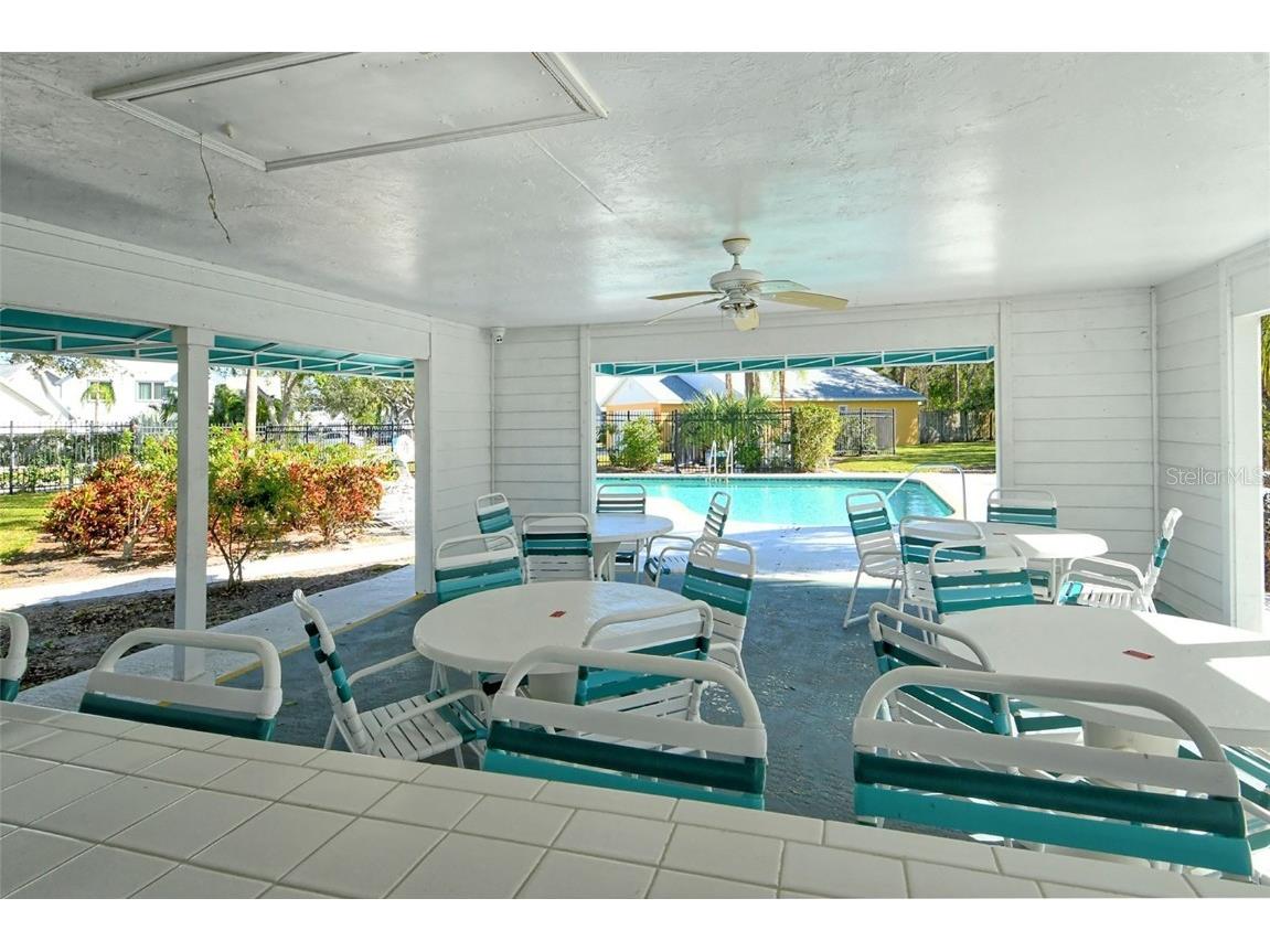 7833 Ontario Street Circle Sarasota FL 34243 A4673199 image54