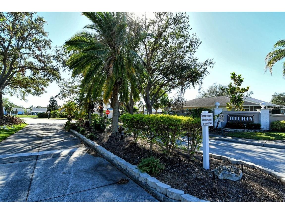 7833 Ontario Street Circle Sarasota FL 34243 A4673199 image55