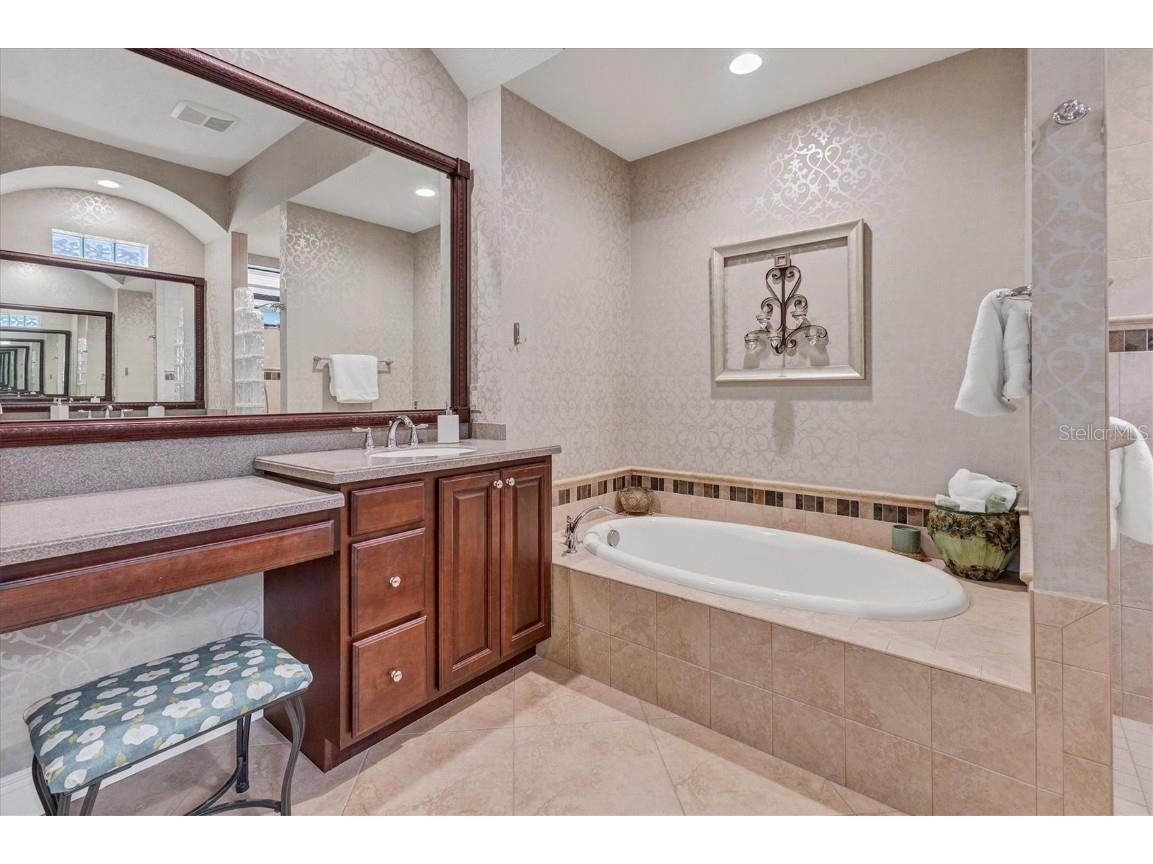 7833 Valderrama Way Lakewood Ranch FL 34202 A4674208 image23