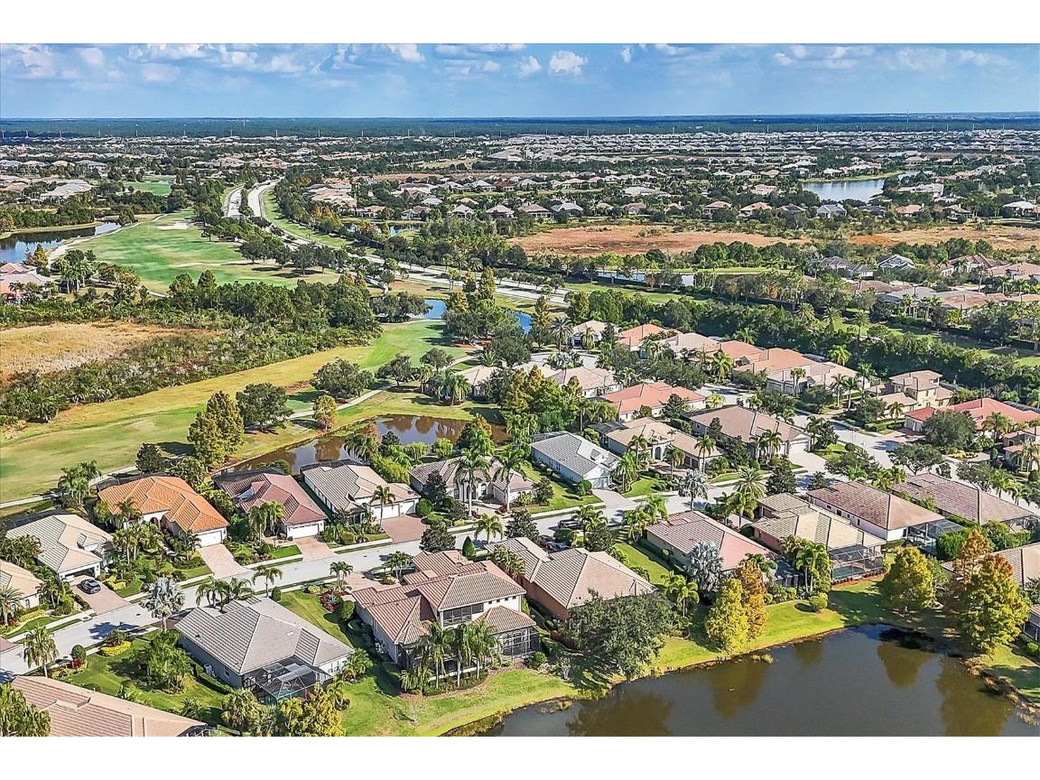 7833 Valderrama Way Lakewood Ranch FL 34202 A4674208 image43