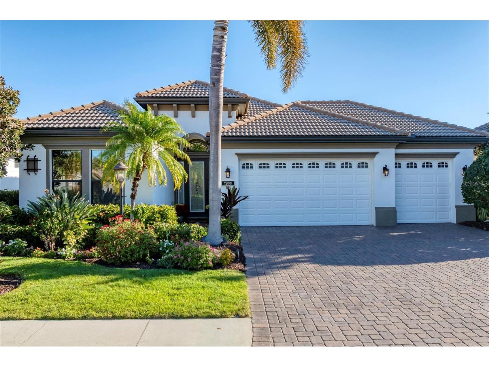 7833 Valderrama Way Lakewood Ranch FL 34202 A4680854 image2