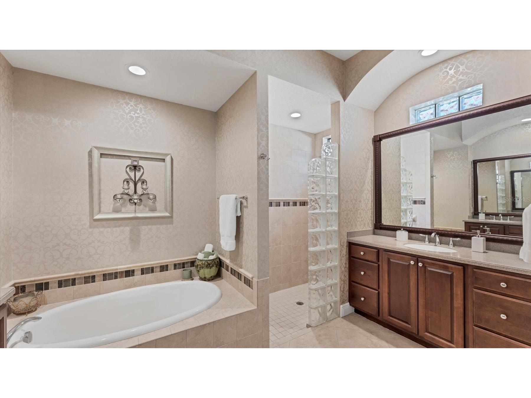 7833 Valderrama Way Lakewood Ranch FL 34202 A4680854 image23