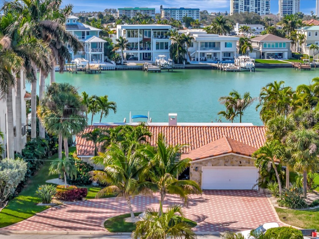 7834 9th Avenue S Saint Petersburg FL 33707 U8228724 image1