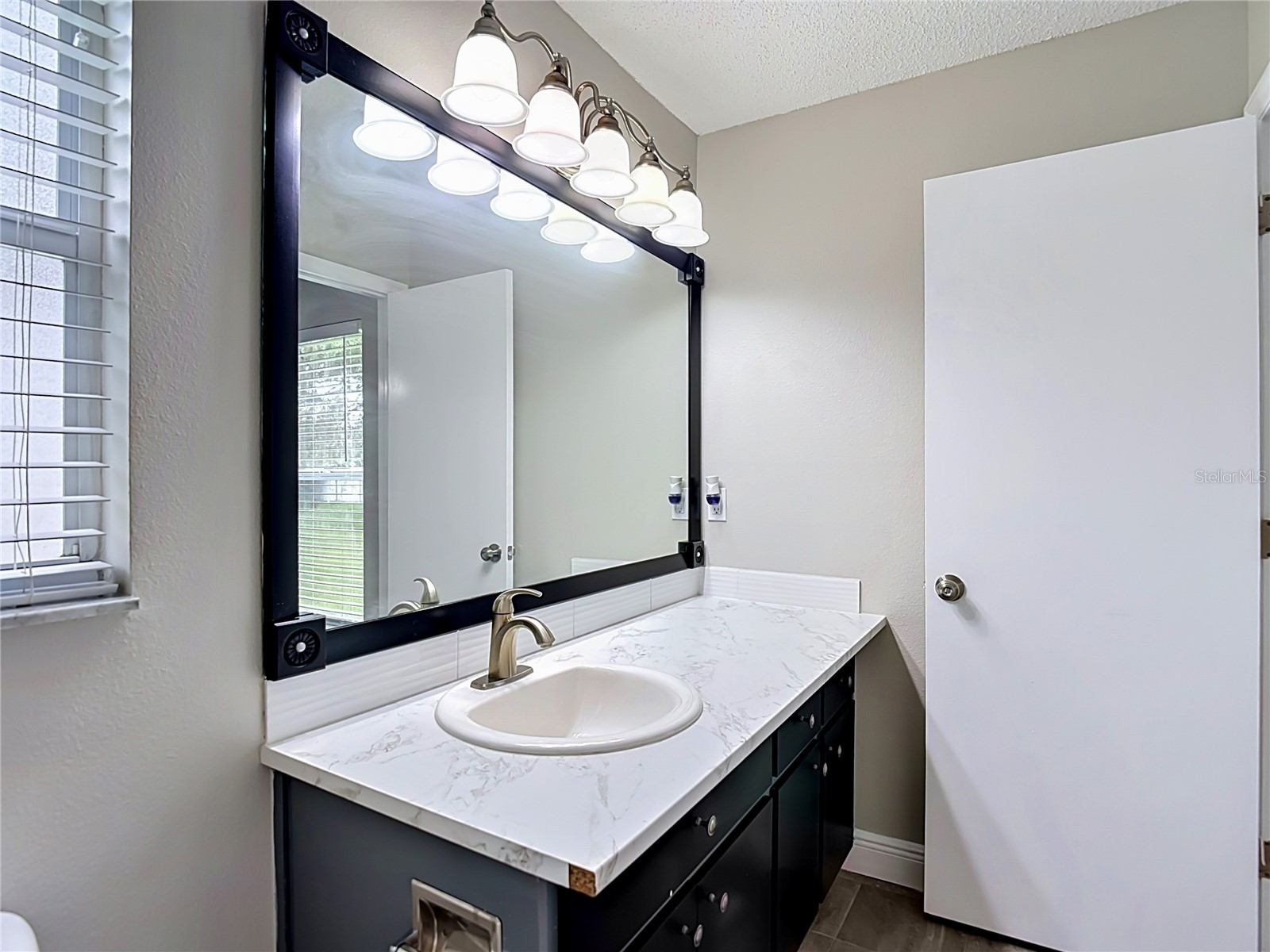 7834 Chadwick Drive New Port Richey FL 34654 C7526865 image13