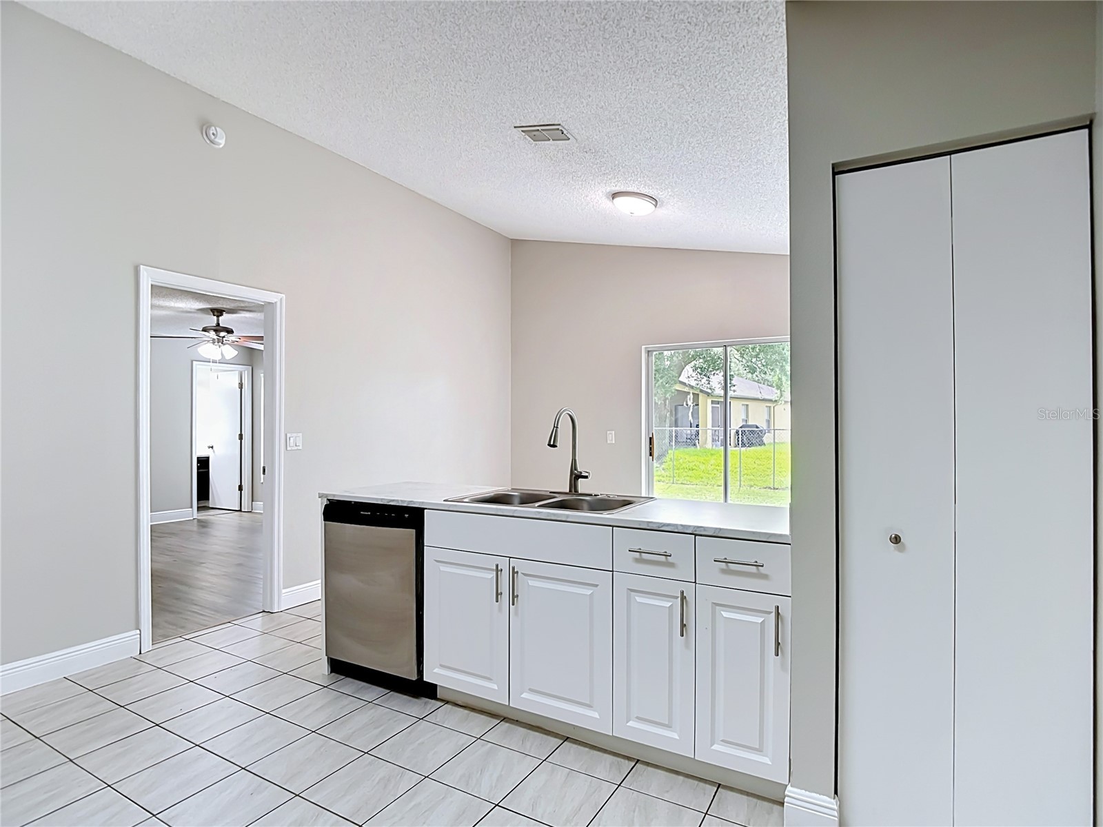 7834 Chadwick Drive New Port Richey FL 34654 C7526865 image5