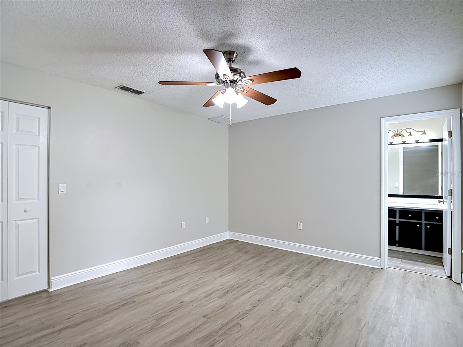 7834 Chadwick Drive New Port Richey FL 34654 C7526865 image9