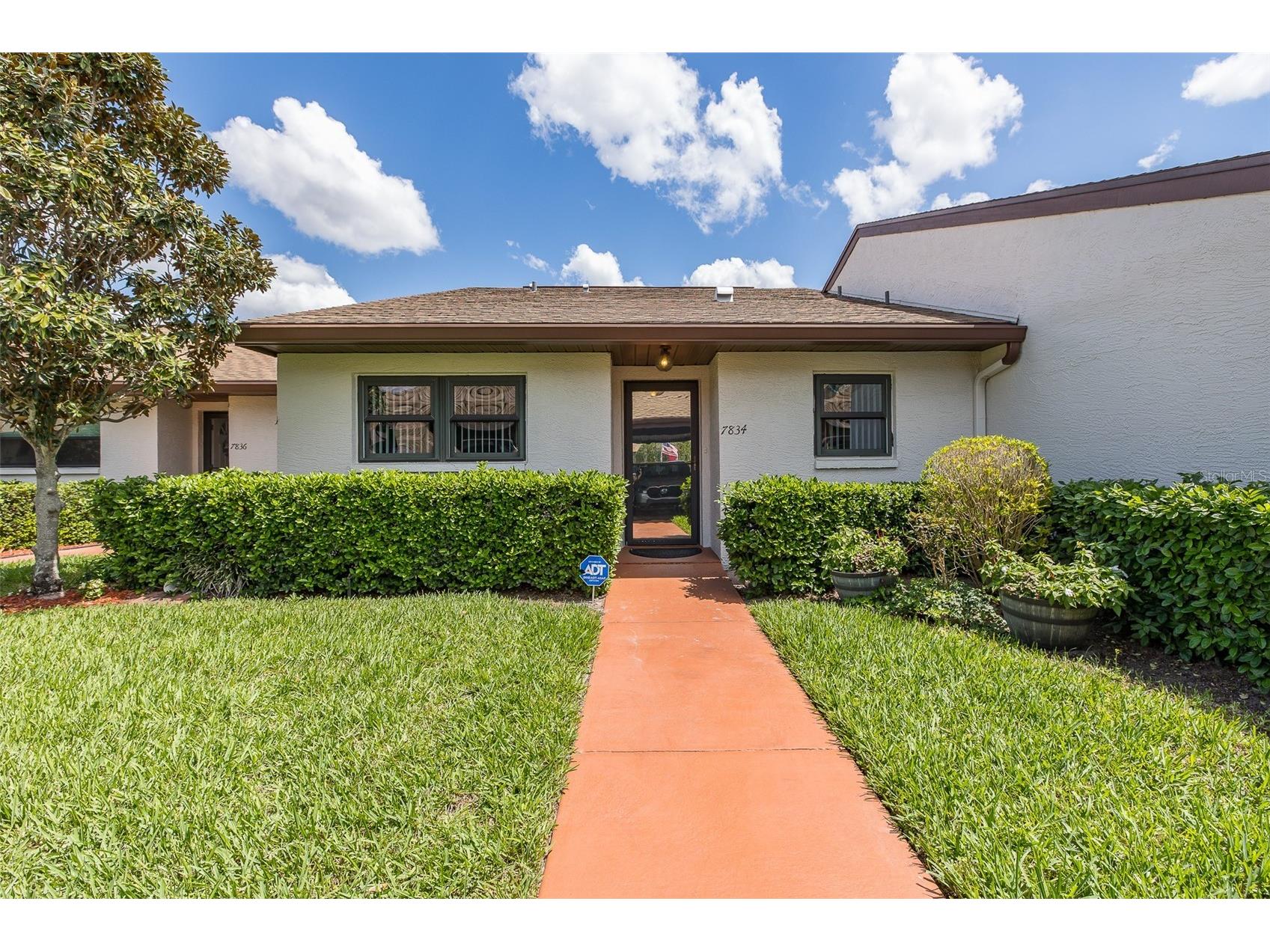 7834 Radcliffe Circle Port Richey FL 34668 W7884509 image1