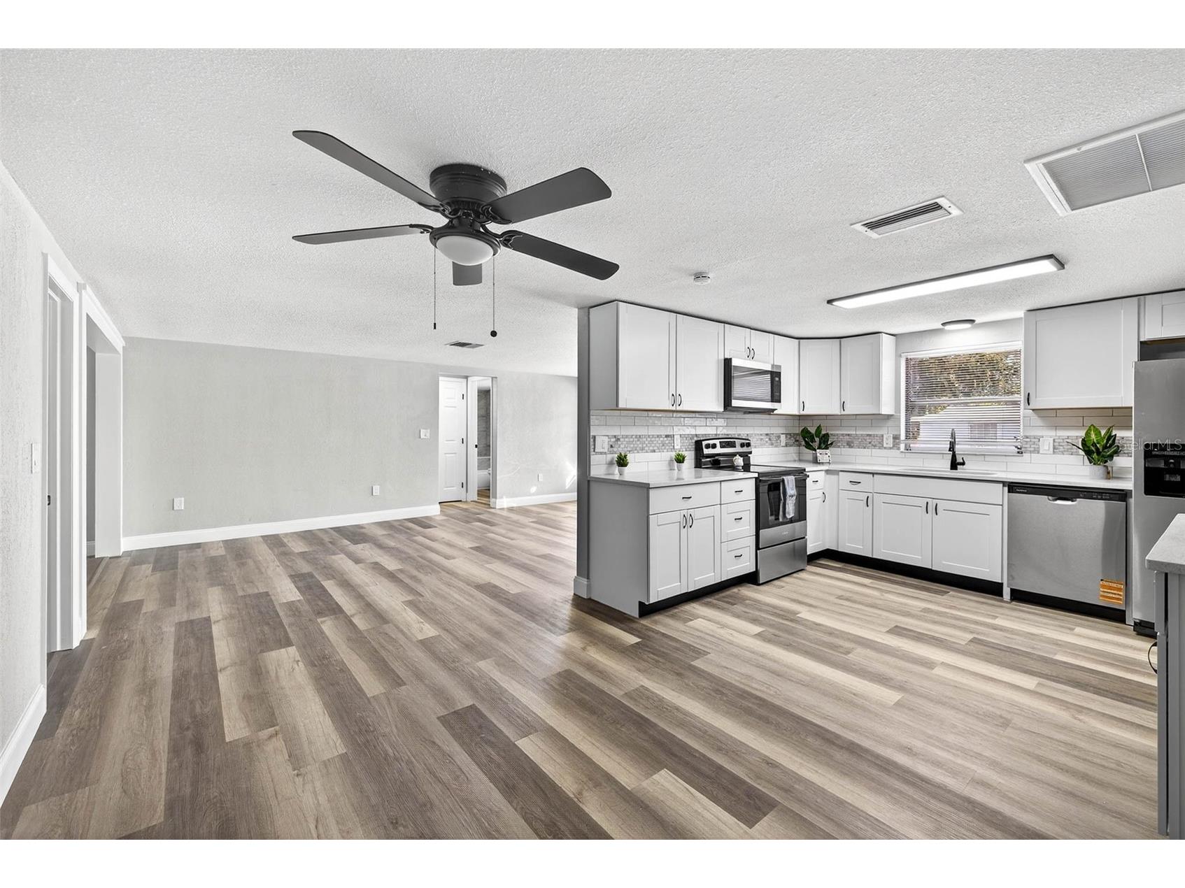 7835 Birchwood Drive Port Richey FL 34668 W7881716 image7