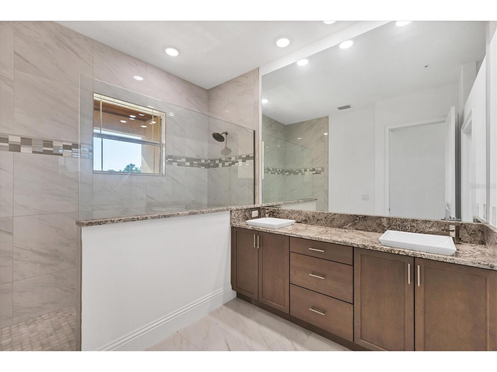 7835 Hidden Creek Loop #101 Bradenton FL 34202 A4678914 image23