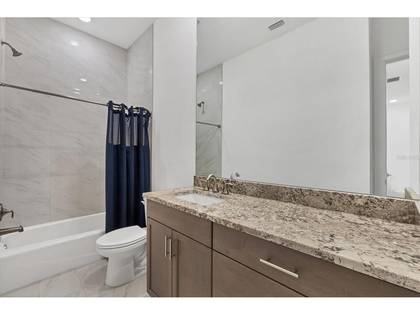 7835 Hidden Creek Loop #101 Bradenton FL 34202 A4678914 image25