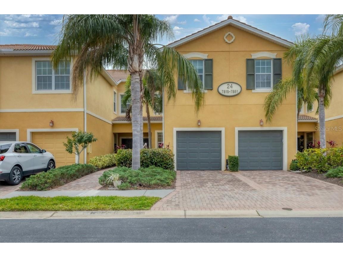 7835 Moonstone Drive #24-103 Sarasota FL 34233 A4636444 image1