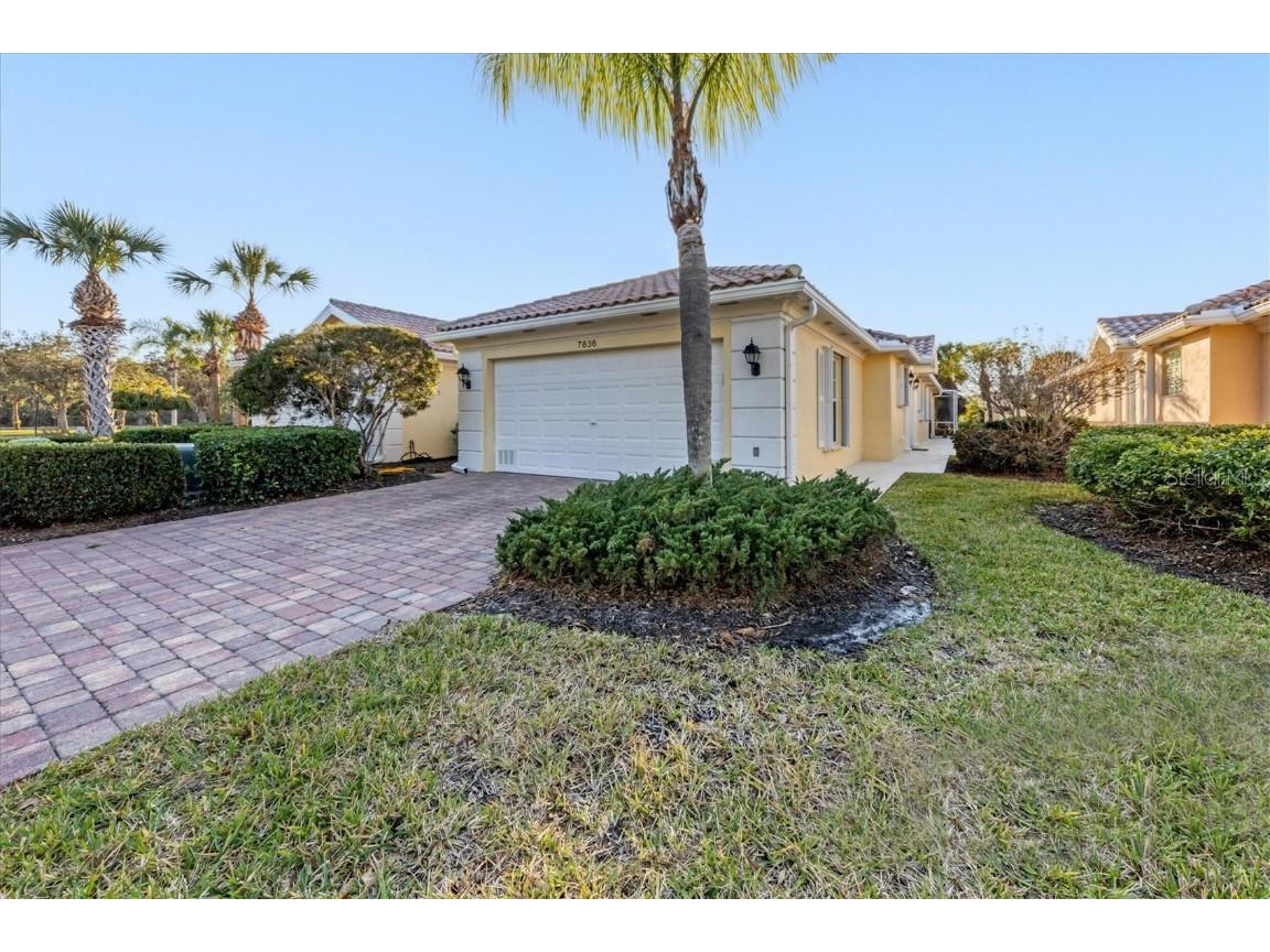 7836 Camminare Drive Sarasota FL 34238 A4559062 image1