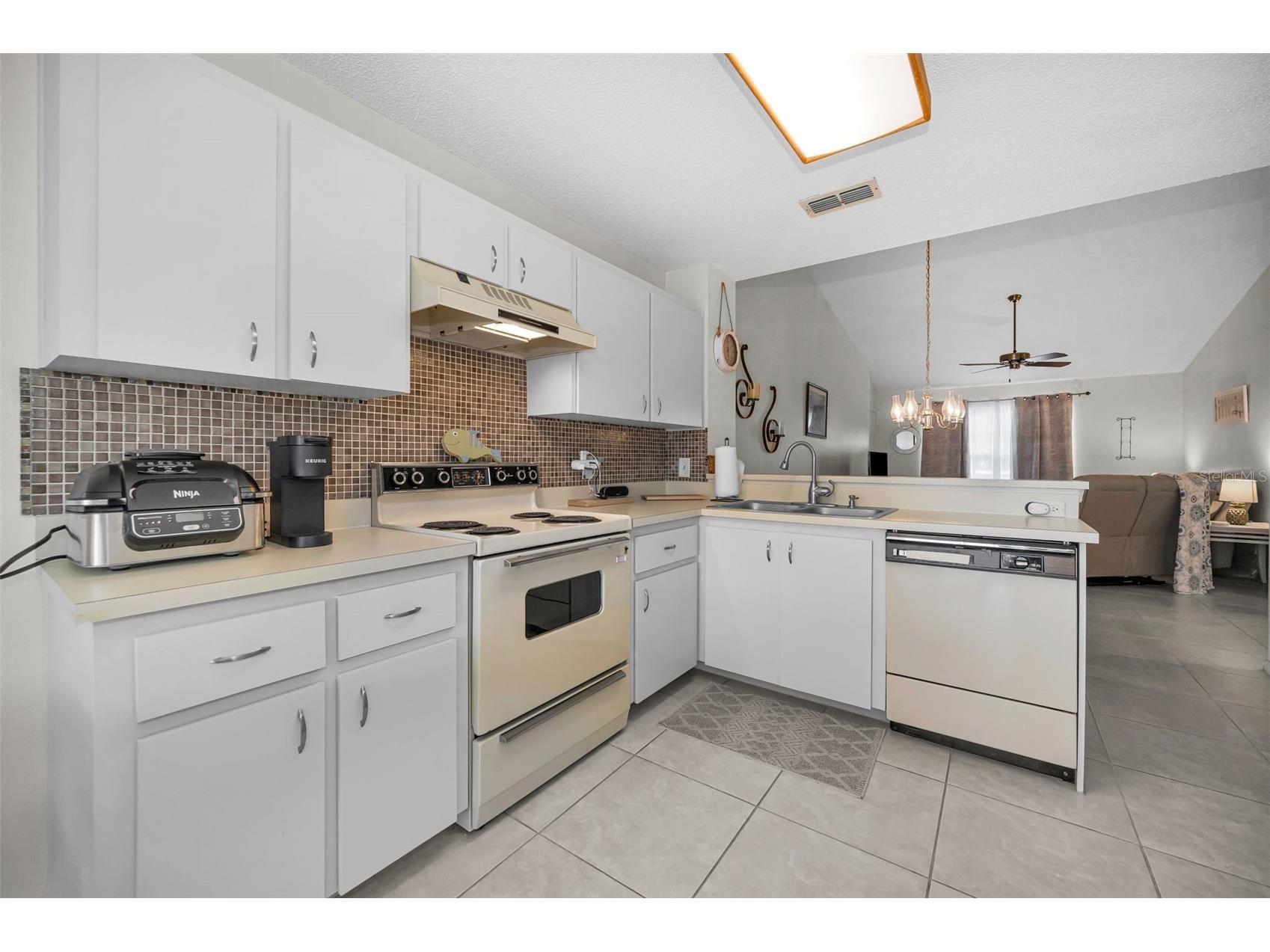7837 Hardwick Drive #327 New Port Richey FL 34653 W7885299 image16