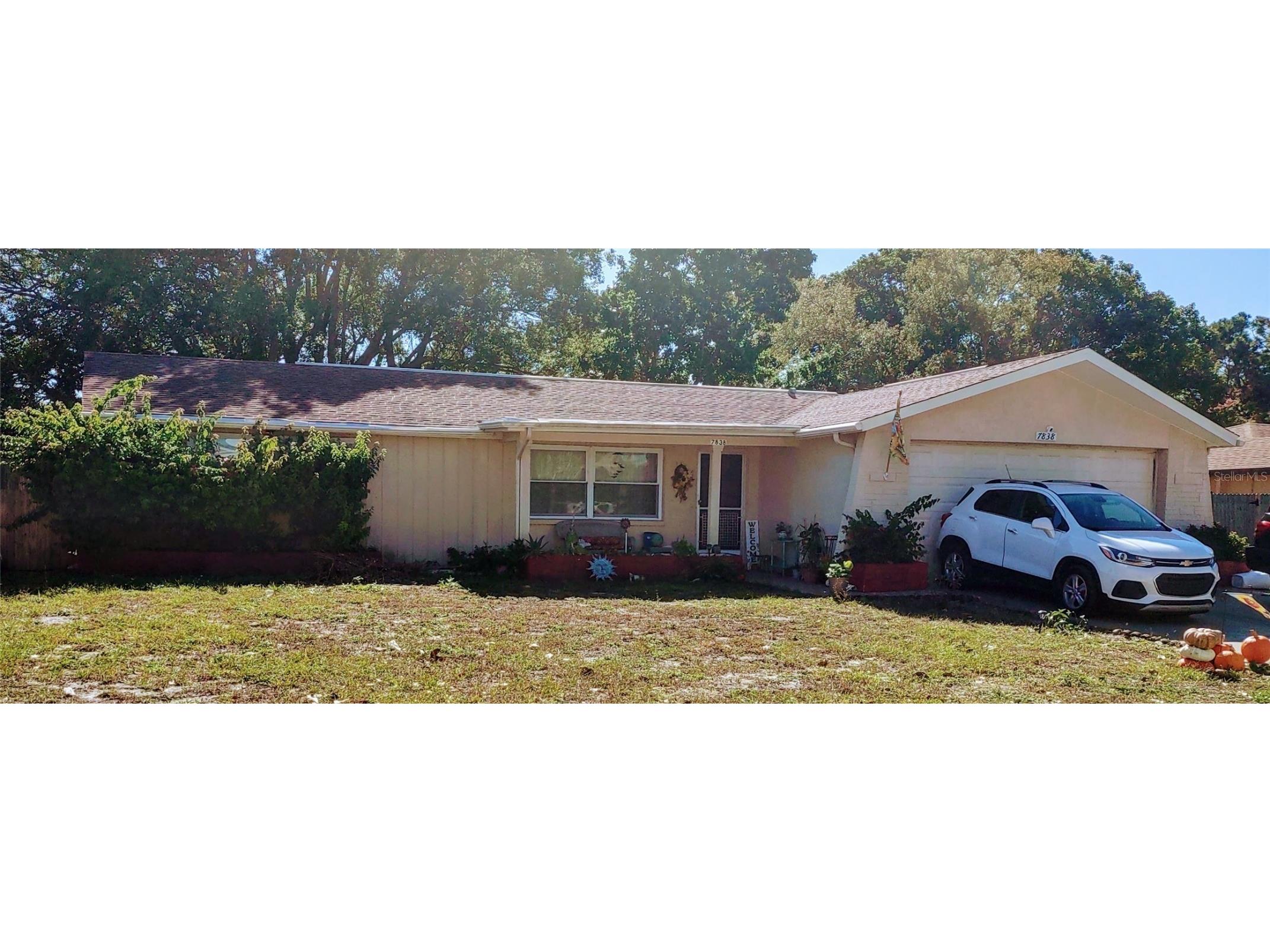 7838 Eugene Drive Port Richey FL 34668 W7840108 image1