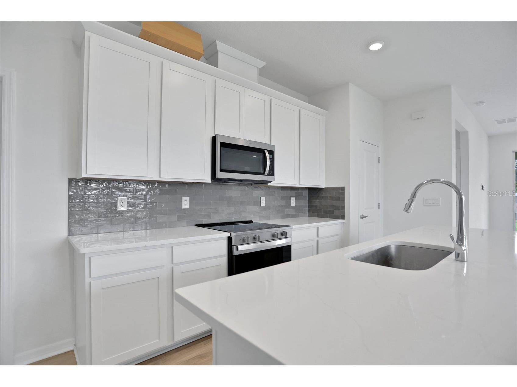 7839 Glen Lily Place Parrish FL 34219 - SEAIRE LAGOON G5113122 image4