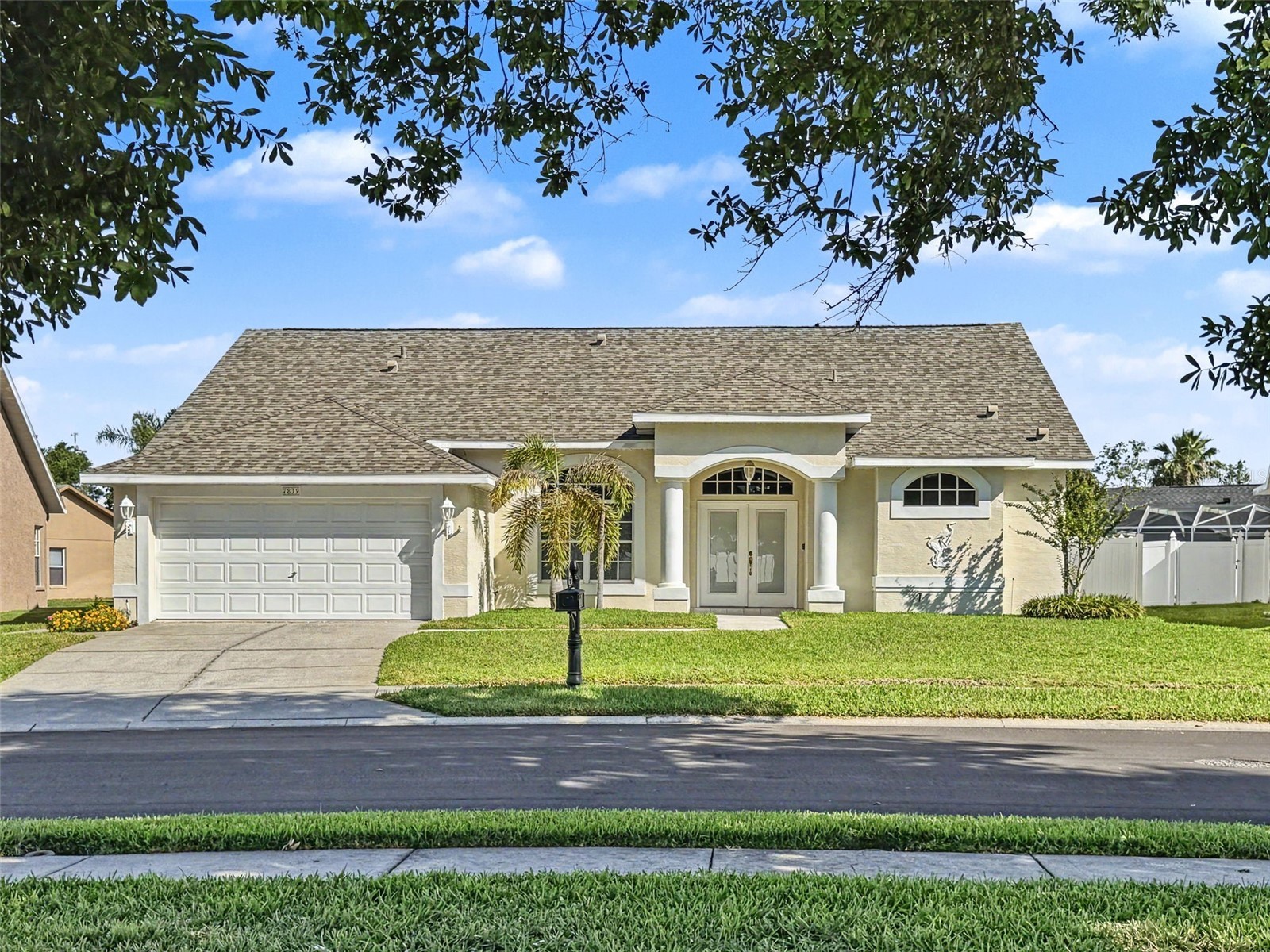 7839 Roundelay Drive New Port Richey FL 34654 W7885632 image1