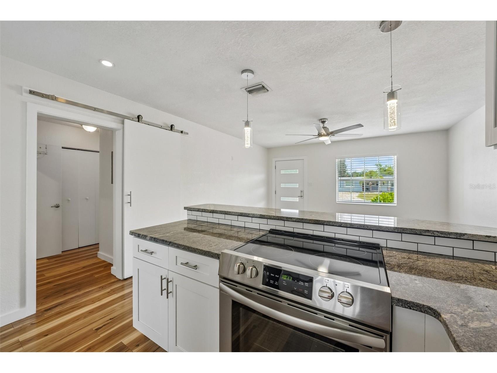 784 87th Avenue N Saint Petersburg FL 33702 TB8507726 image12