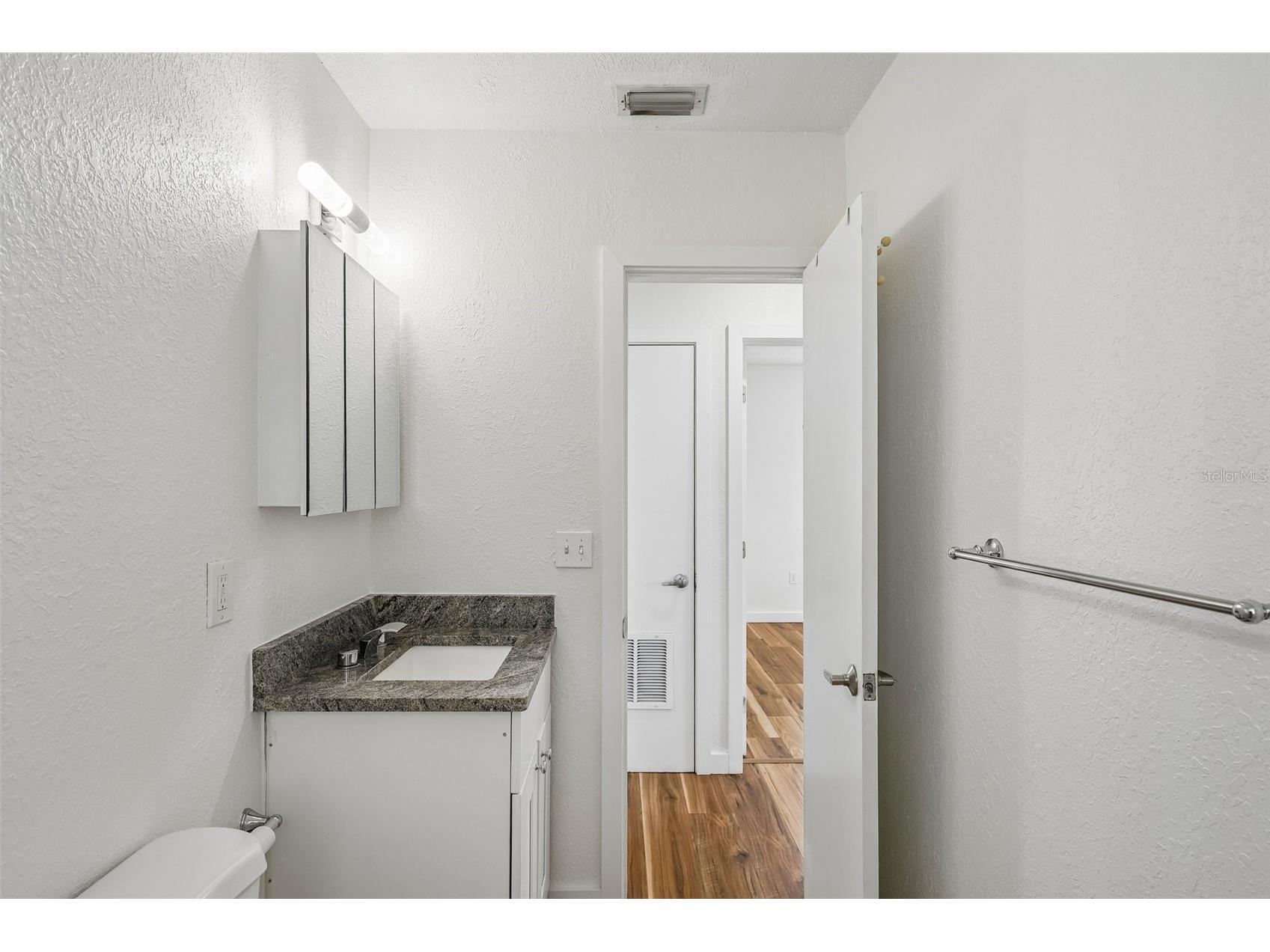 784 87th Avenue N Saint Petersburg FL 33702 TB8507726 image19
